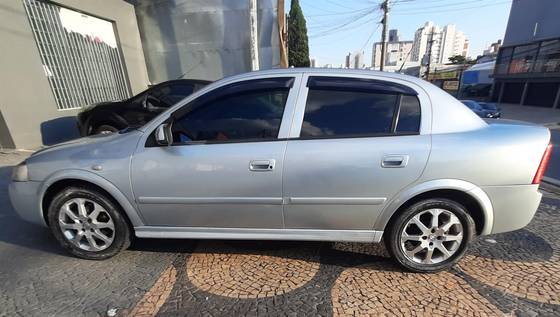 CHEVROLET ASTRA 2.0 MPFI ADVANTAGE SEDAN 8V FLEX 4P MANUAL